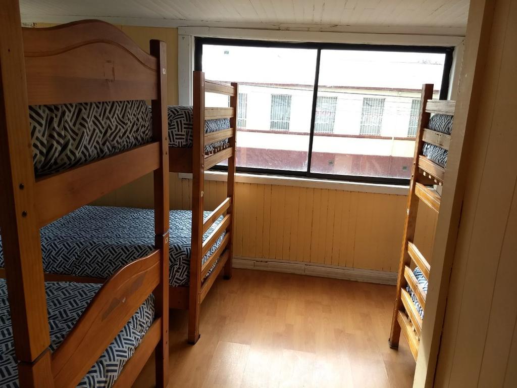 פורטו נטאלס Carfran Patagonia Hostel מראה חיצוני תמונה