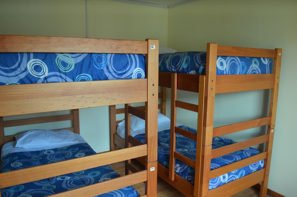 פורטו נטאלס Carfran Patagonia Hostel מראה חיצוני תמונה